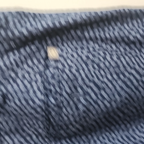 Peter Millar Shorts - Picture 3 of 4